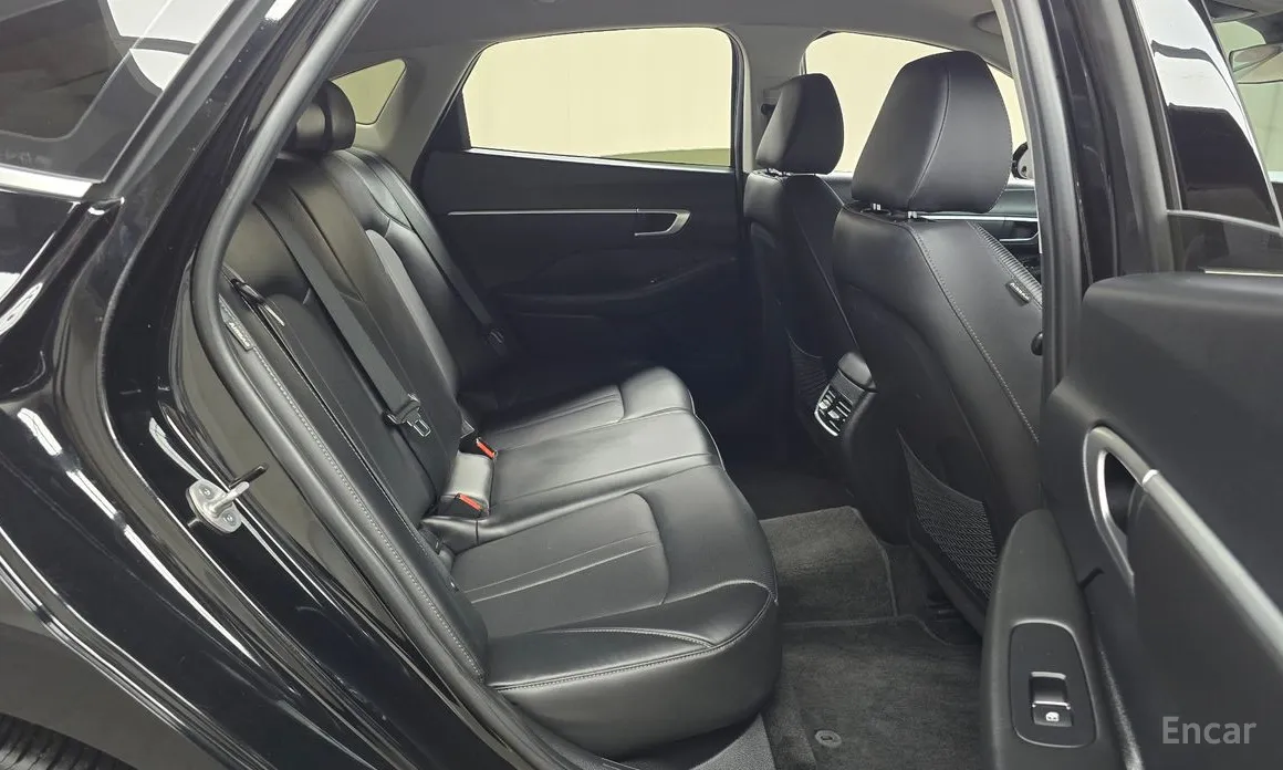 Фото 12 - Hyundai Sonata