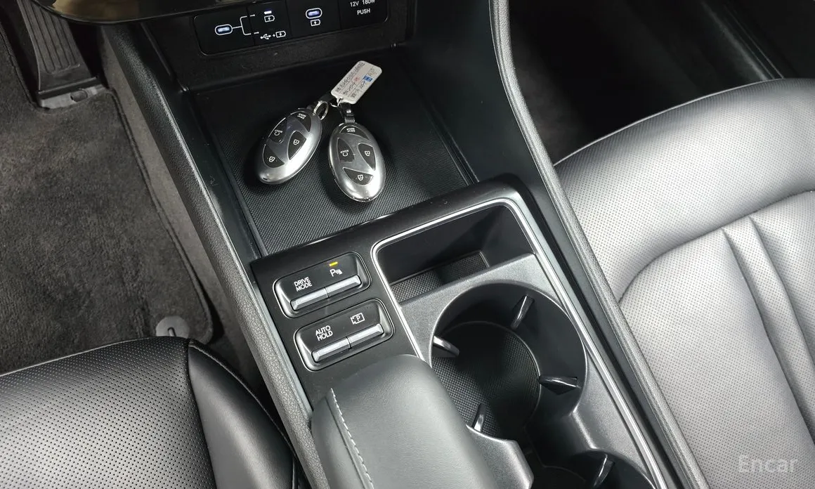 Фото 17 - Hyundai Sonata