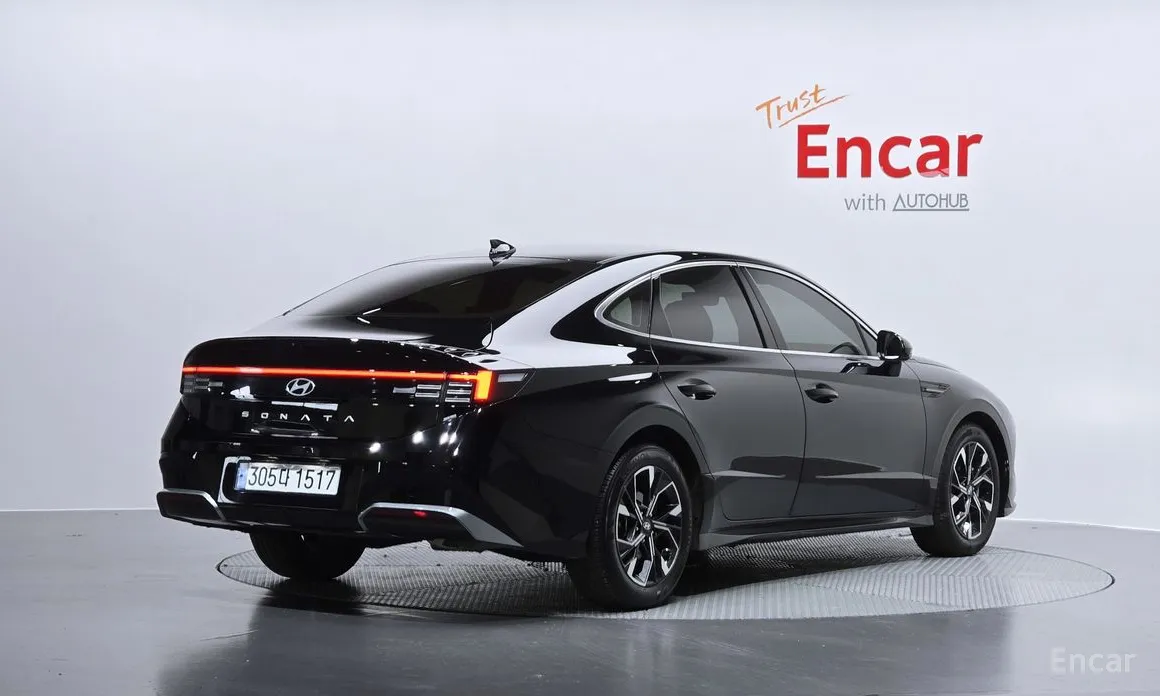 Фото 2 - Hyundai Sonata