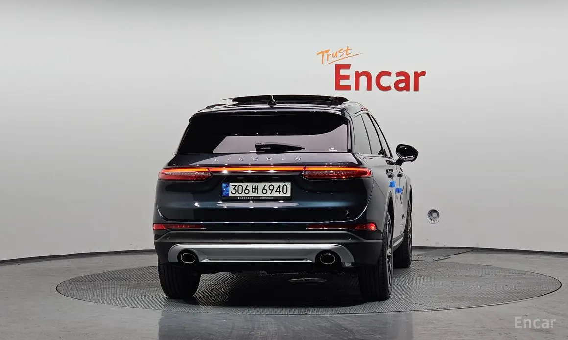 Фото 4 - Lincoln Corsair