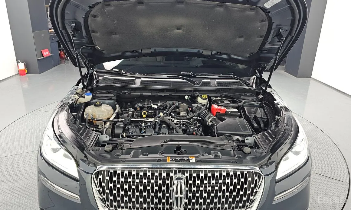 Фото 6 - Lincoln Corsair