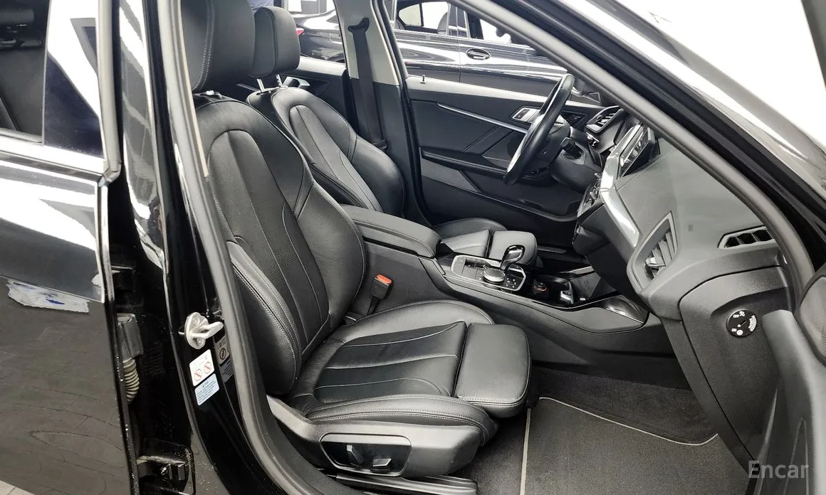 Фото 11 - BMW 1 Series