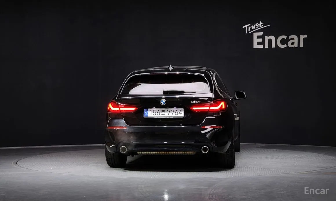 Фото 4 - BMW 1 Series