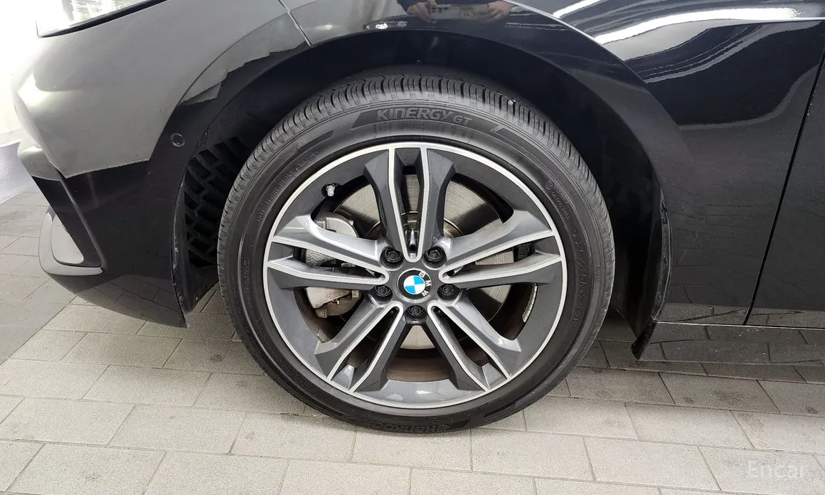 Фото 5 - BMW 1 Series