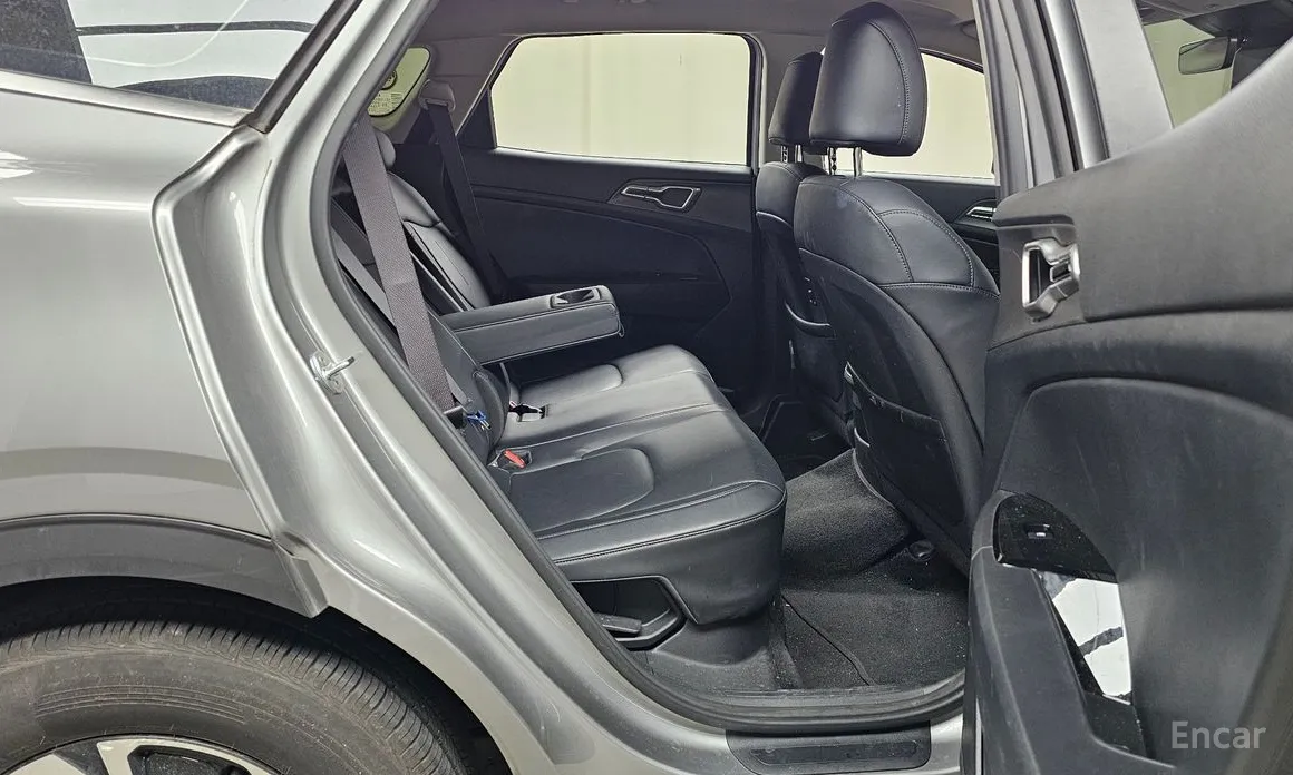 Фото 12 - Kia Sportage