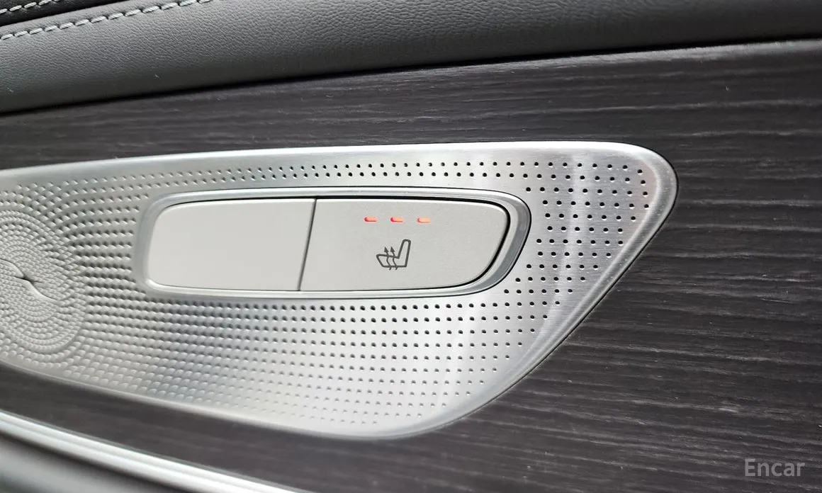 Фото 19 - Mercedes-Benz AMG GT