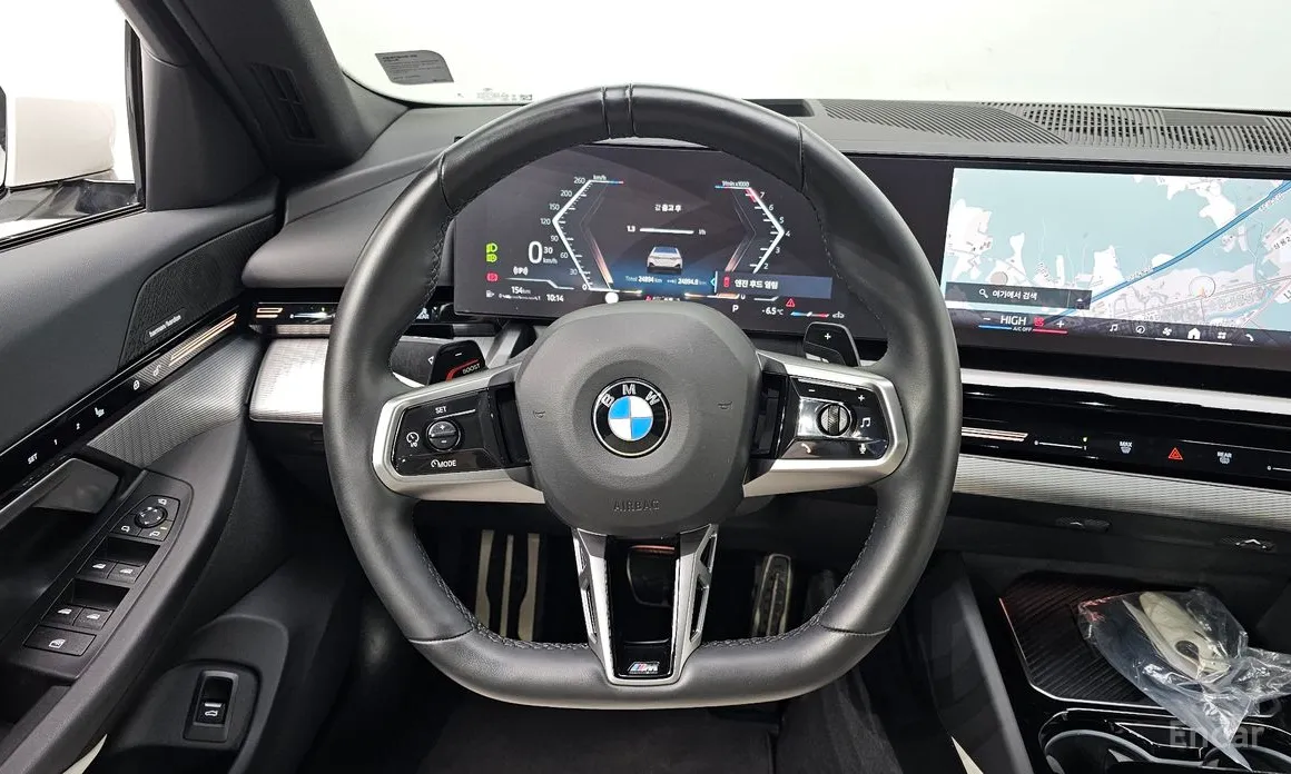 Фото 15 - BMW 5 Series