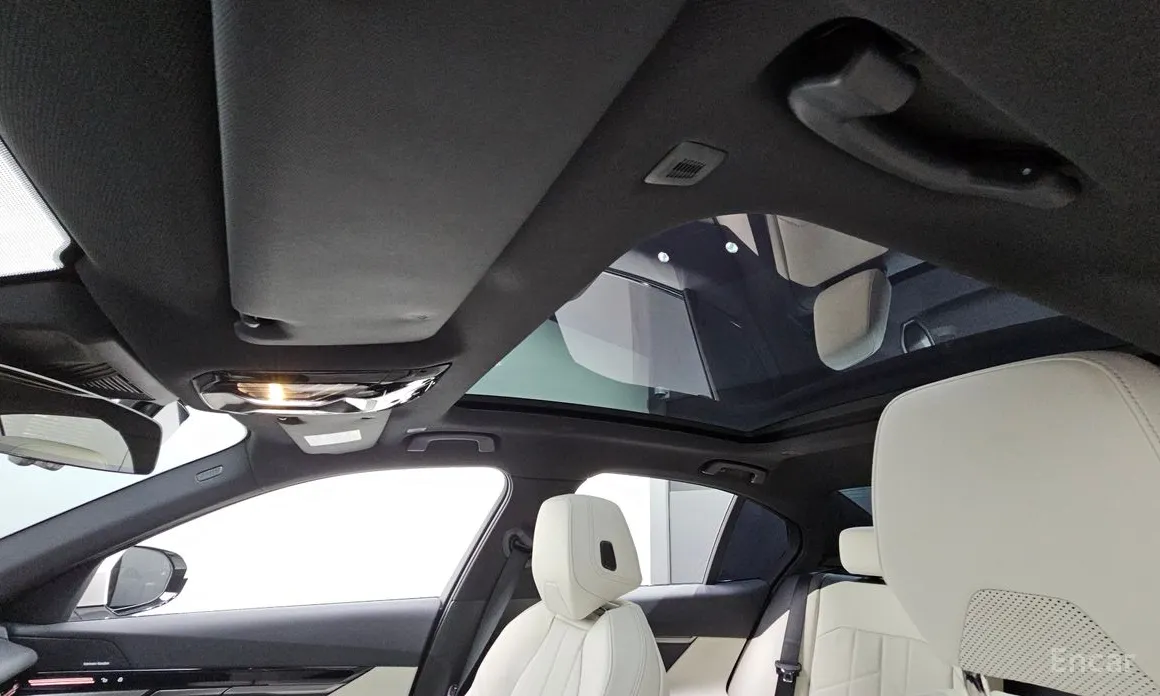 Фото 18 - BMW 5 Series