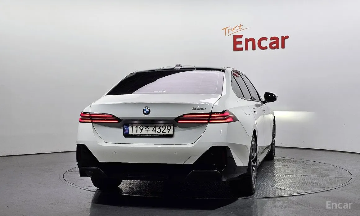 Фото 4 - BMW 5 Series