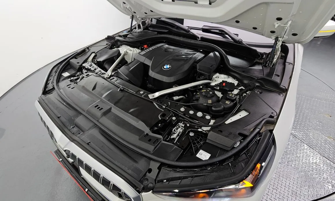 Фото 6 - BMW 5 Series