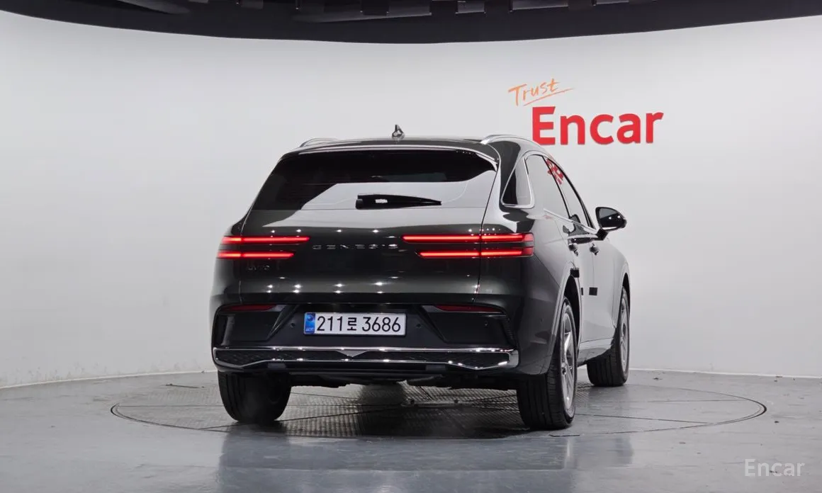 Фото 4 - Genesis GV70