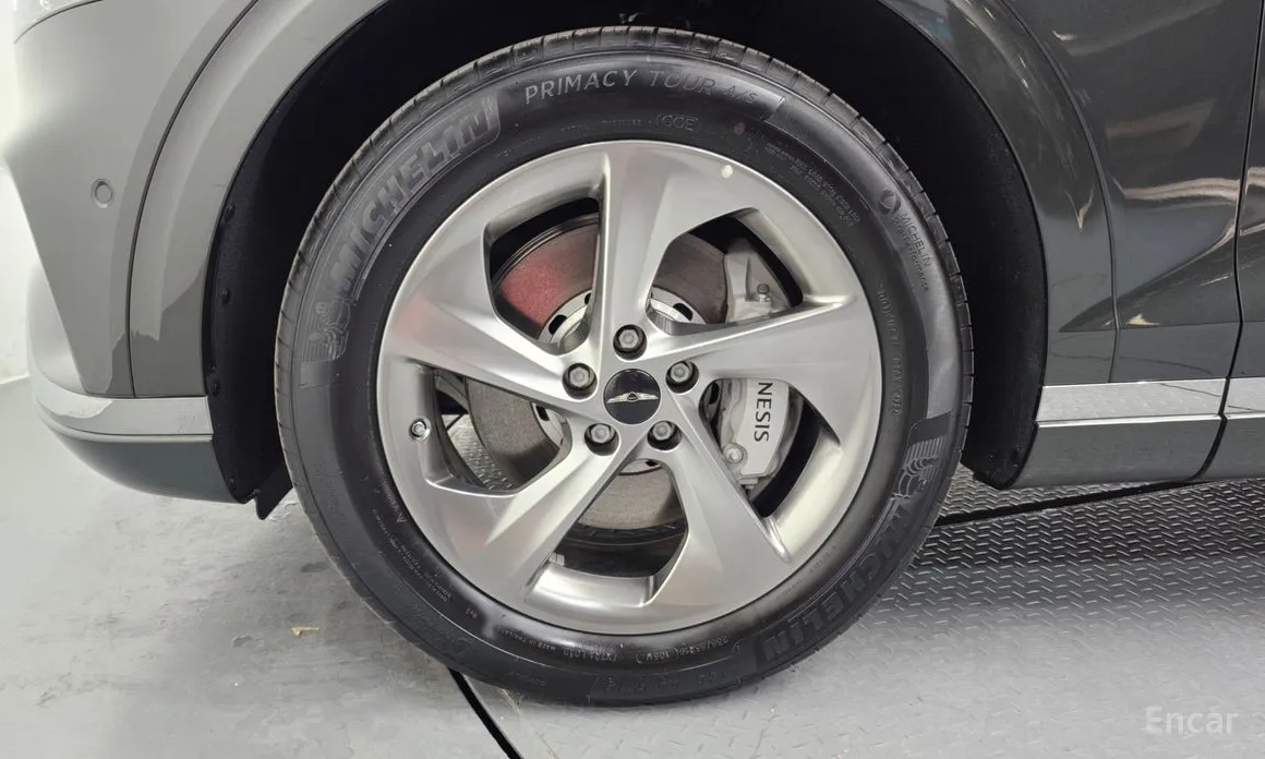 Фото 5 - Genesis GV70