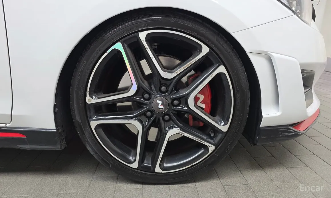 Фото 5 - Hyundai Veloster