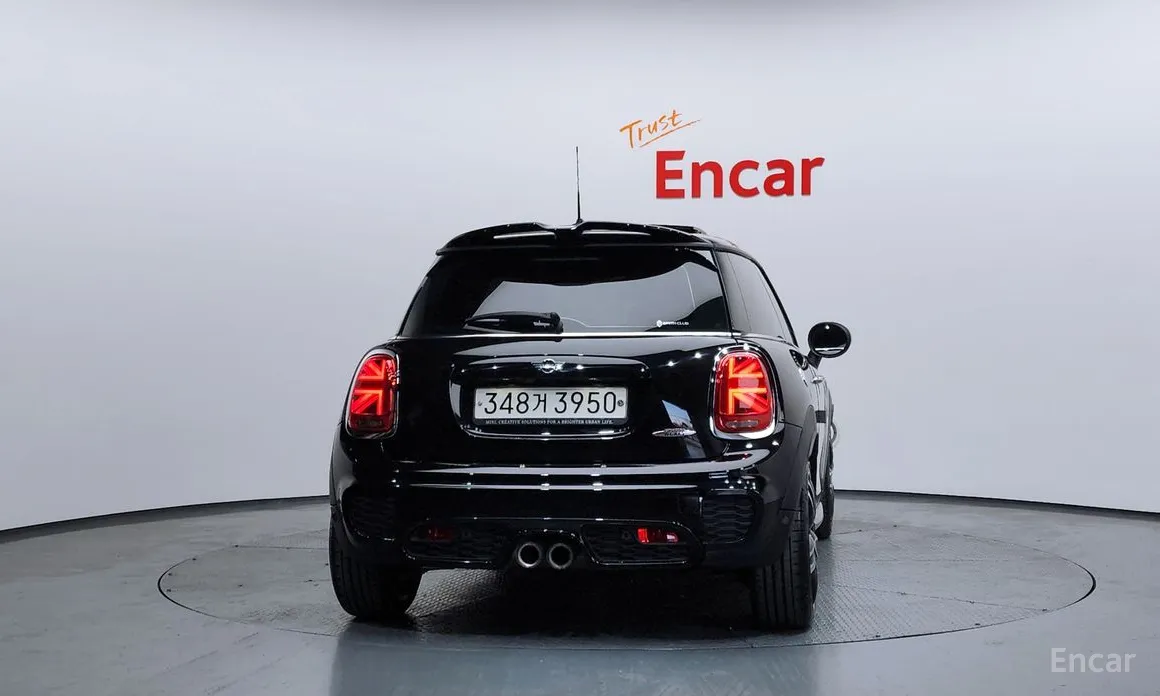 Фото 4 - Mini Cooper