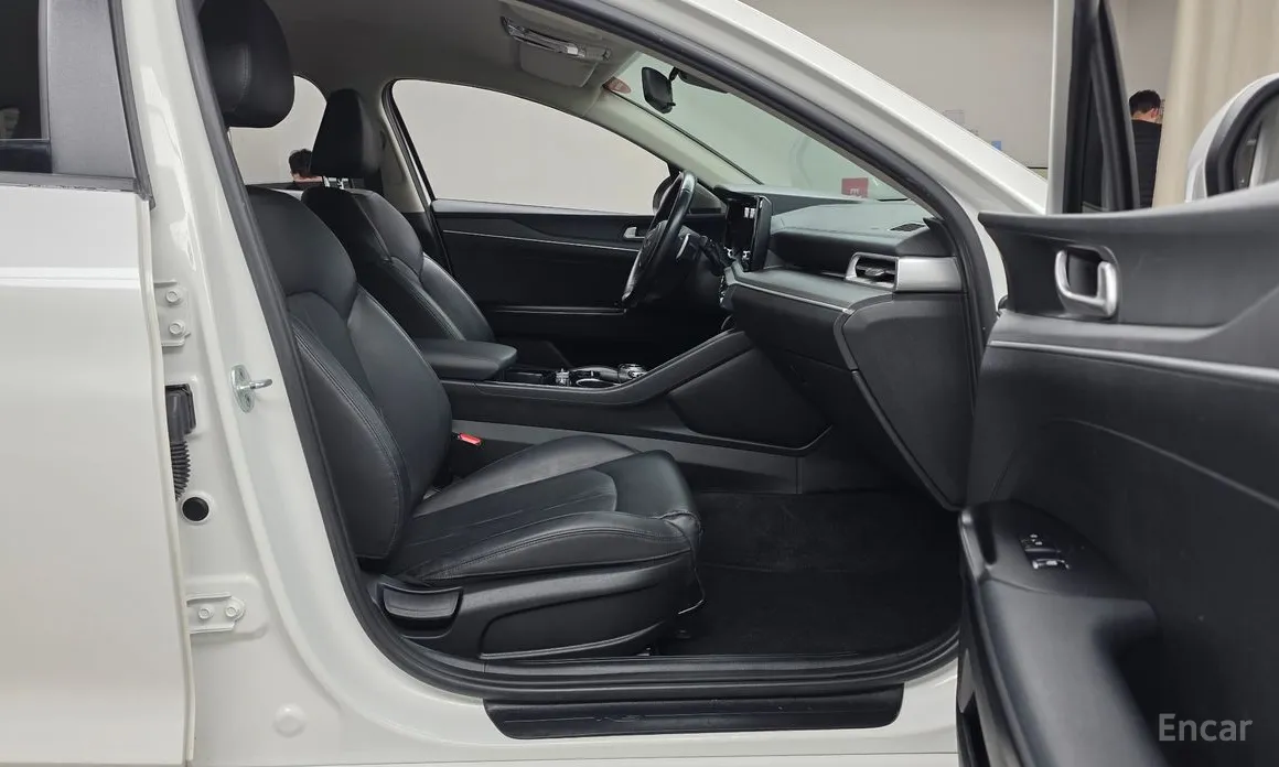 Фото 11 - Kia K5