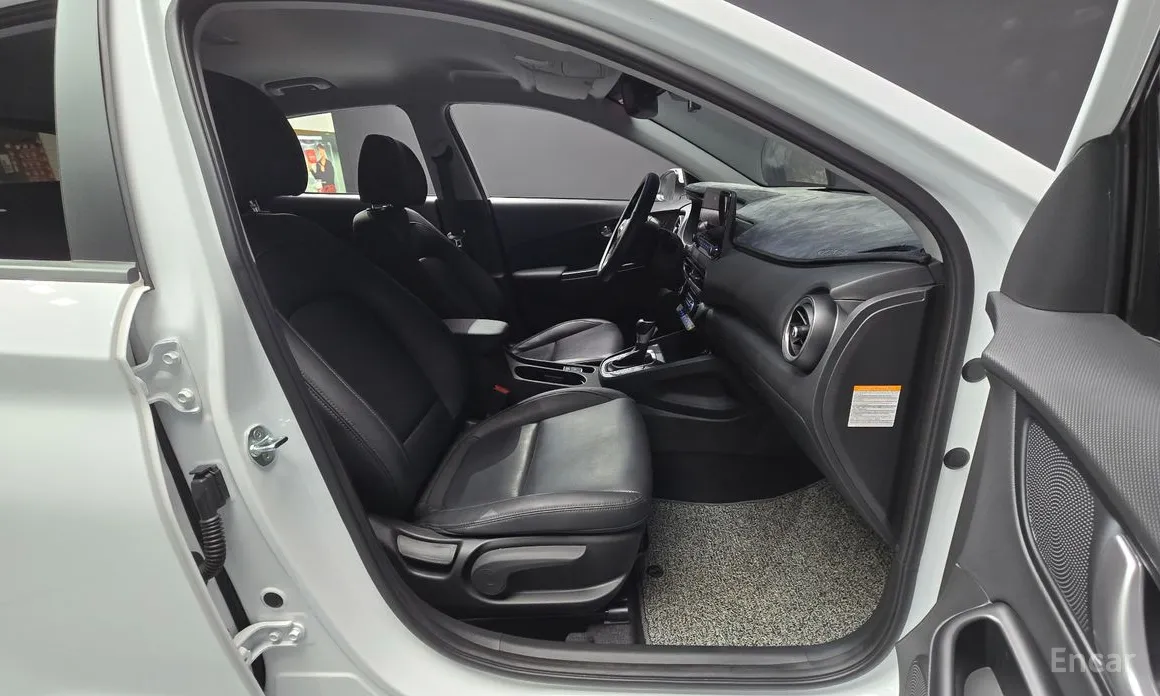 Фото 11 - Hyundai Kona