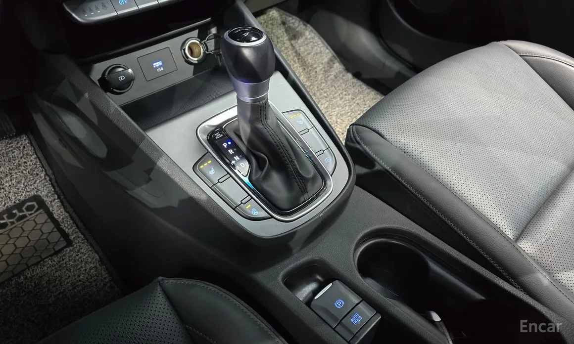 Фото 9 - Hyundai Kona