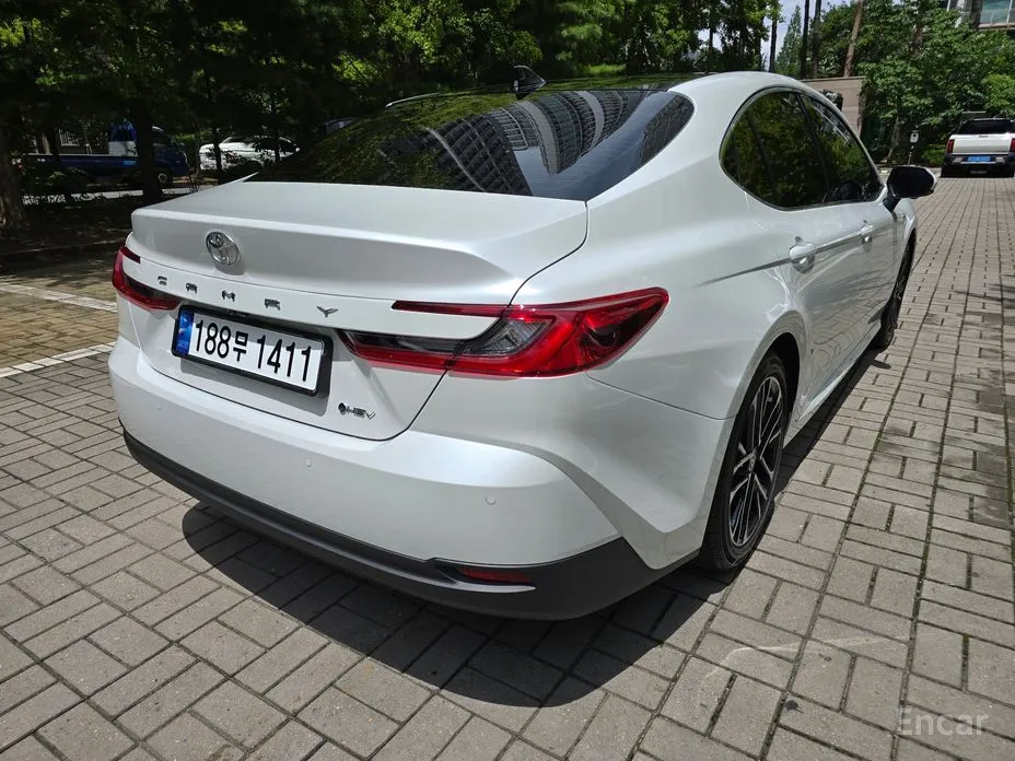 Фото 3 - Toyota Camry