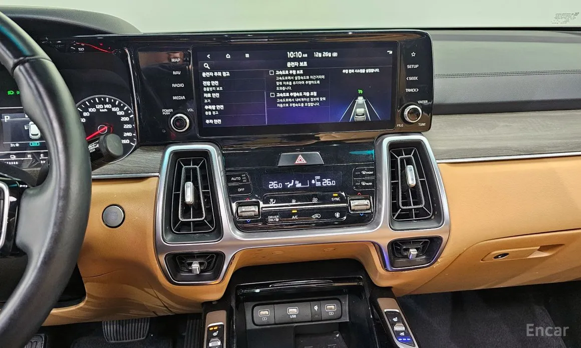 Фото 14 - Kia Sorento