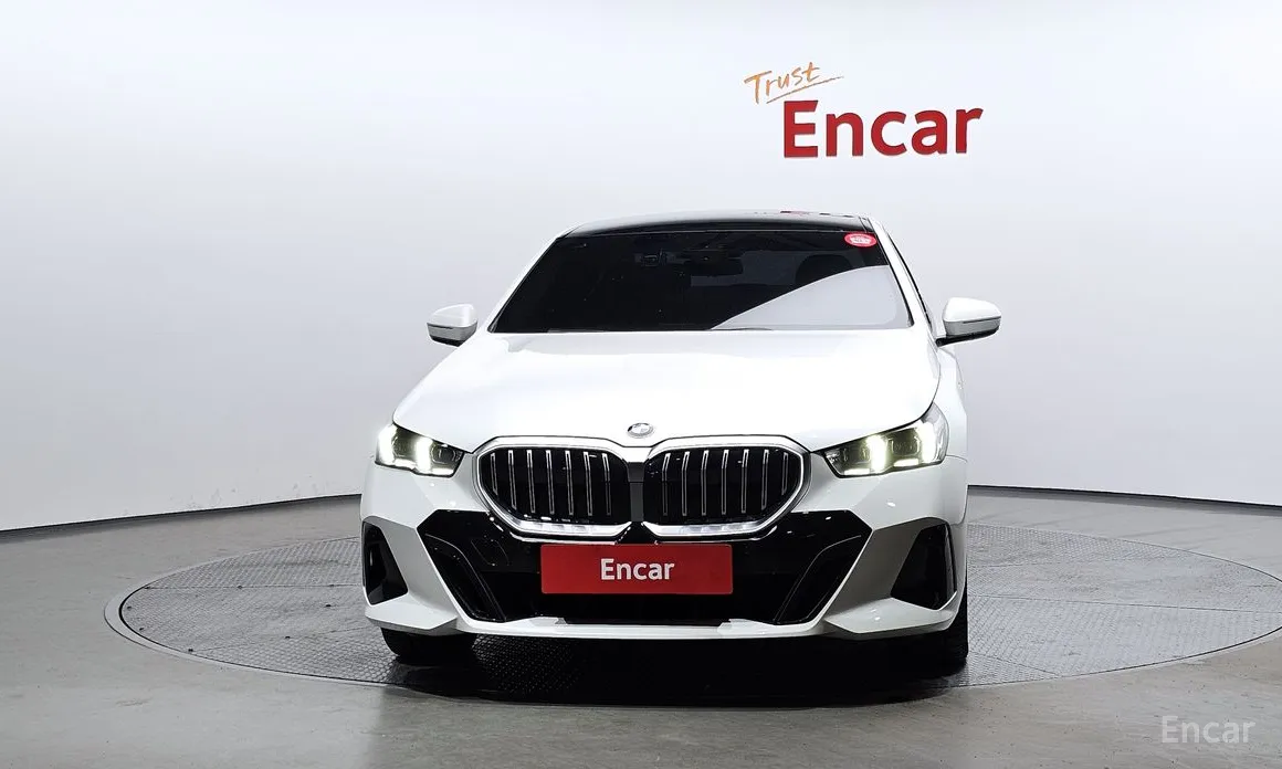 Фото 3 - BMW 5 Series