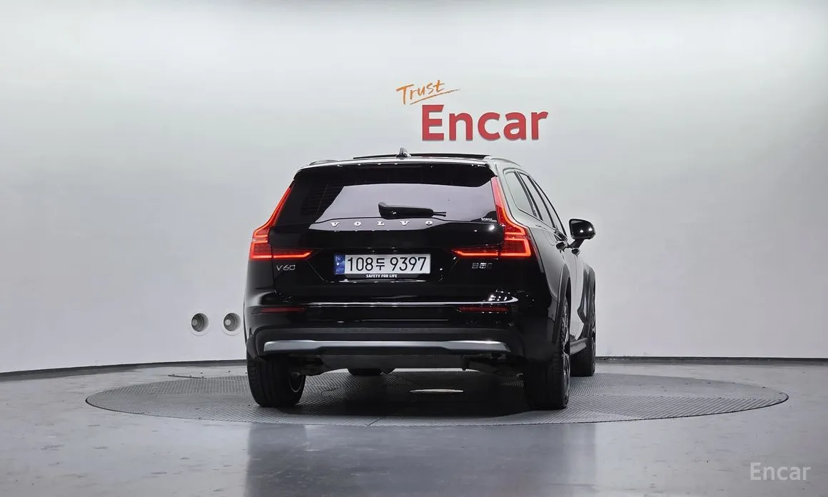 Фото 4 - Volvo V60