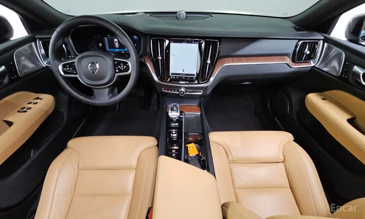 Фото 7 - Volvo V60