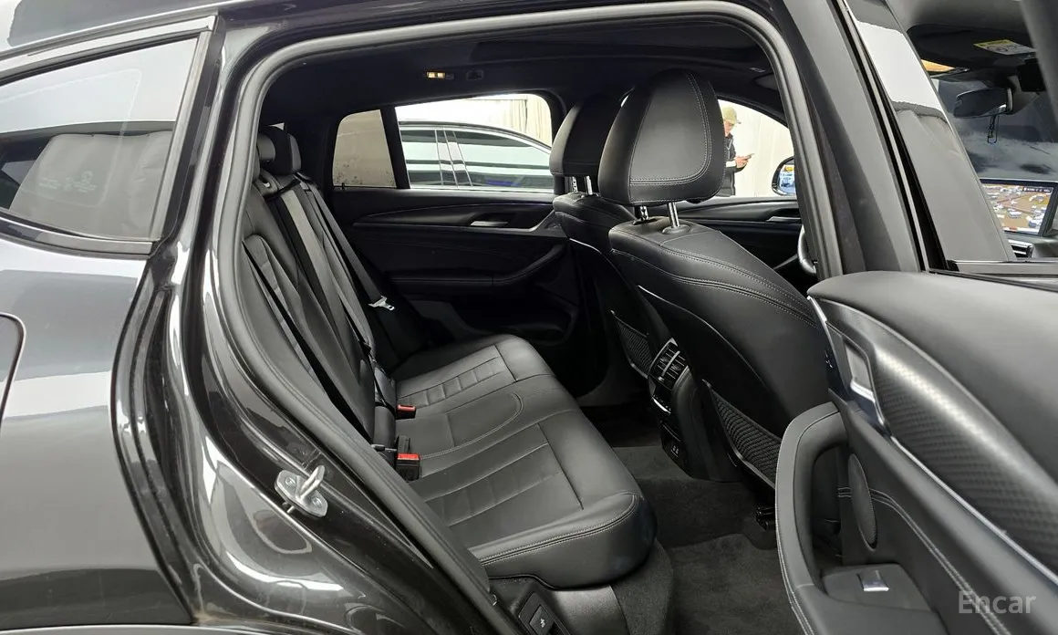 Фото 12 - BMW X4