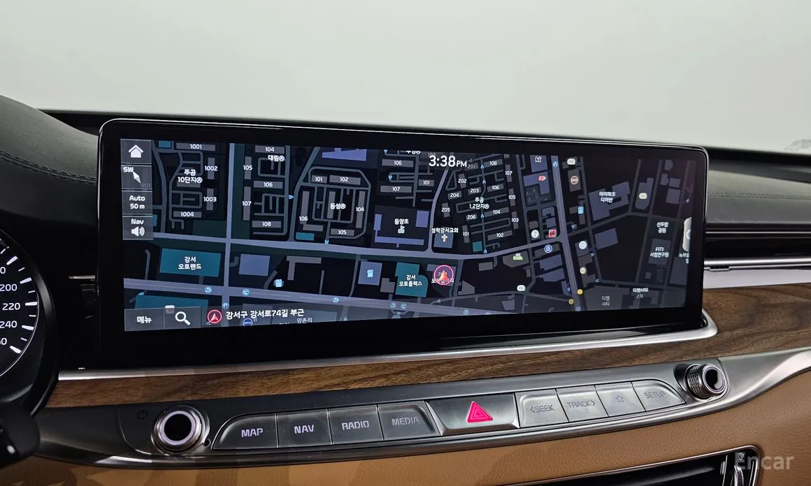 Фото 14 - Kia K9