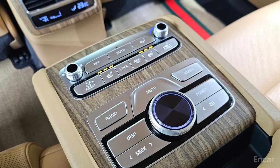 Фото 19 - Kia K9