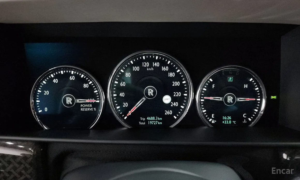 Фото 8 - Rolls-Royce Cullinan