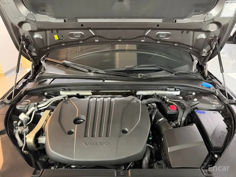 Фото 6 - Volvo V90