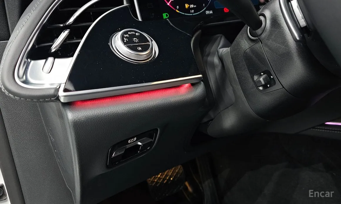 Фото 12 - Mercedes-Benz E-Class