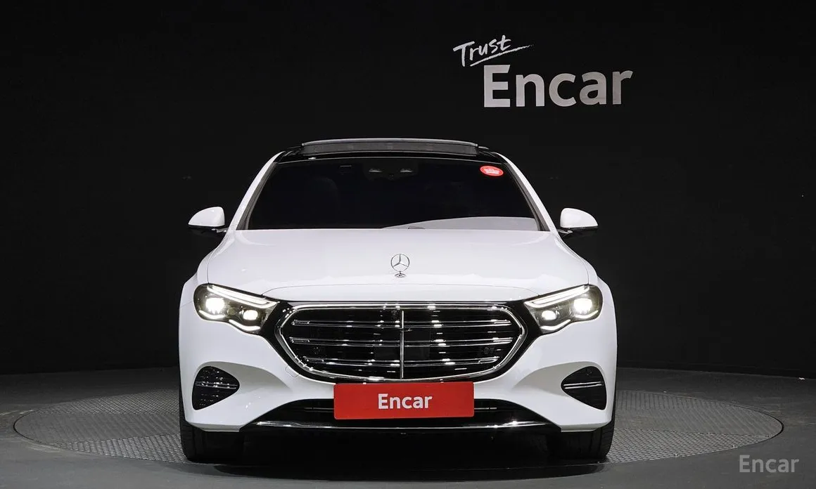 Фото 3 - Mercedes-Benz E-Class