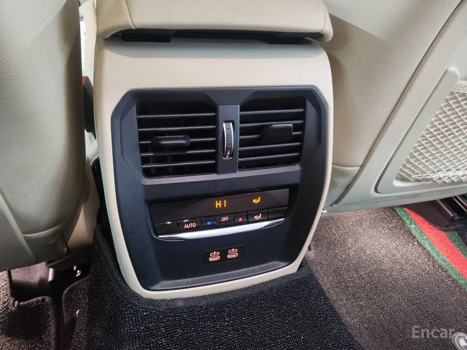 Photo 14 - BMW 3 Series