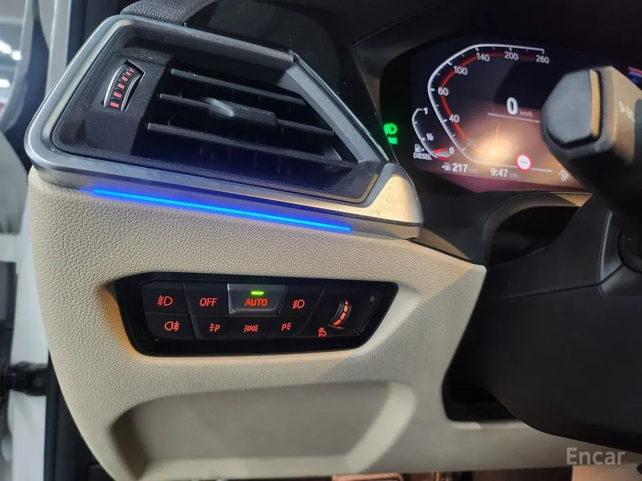 Photo 15 - BMW 3 Series