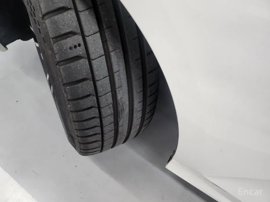 Photo 5 - BMW 3 Series