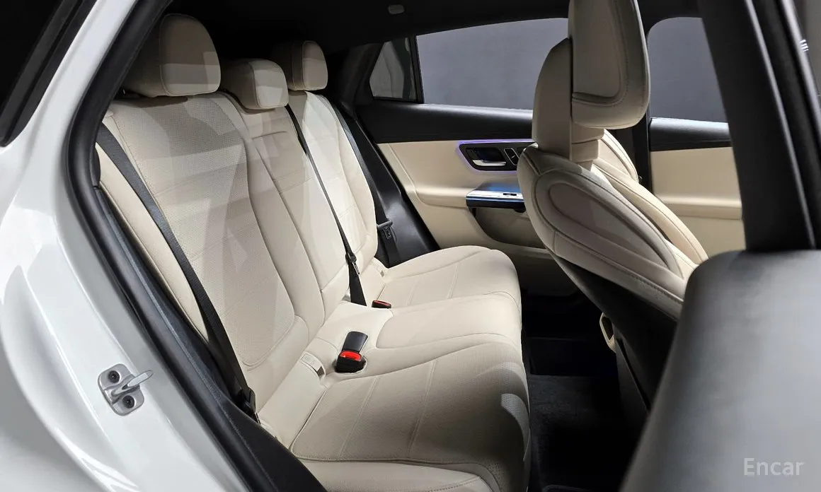 Фото 11 - Mercedes-Benz GLC-Class