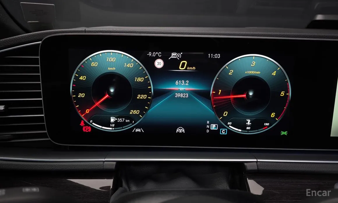 Фото 8 - Mercedes-Benz GLE-Class