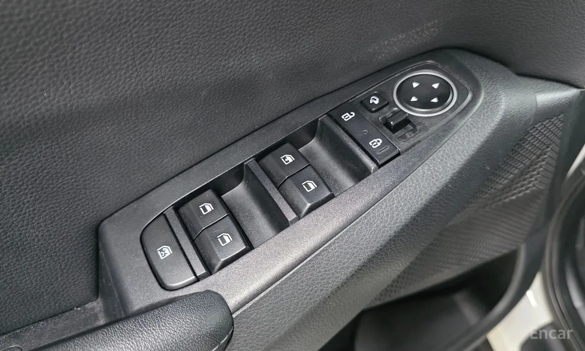 Фото 12 - Kia Seltos