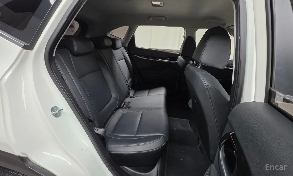 Фото 19 - Kia Seltos