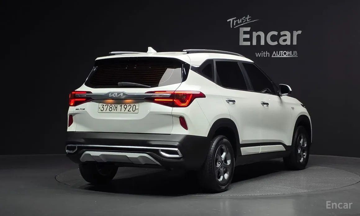 Фото 2 - Kia Seltos