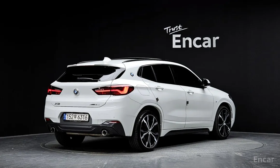 Фото 2 - BMW X2 (F39)