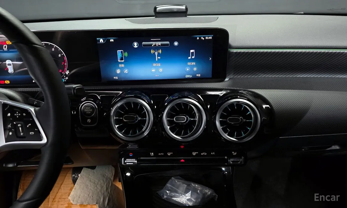 Фото 14 - Mercedes-Benz A-Class