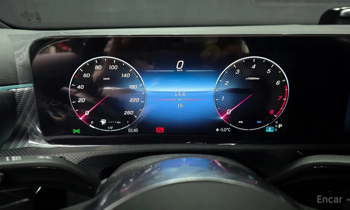 Фото 8 - Mercedes-Benz A-Class