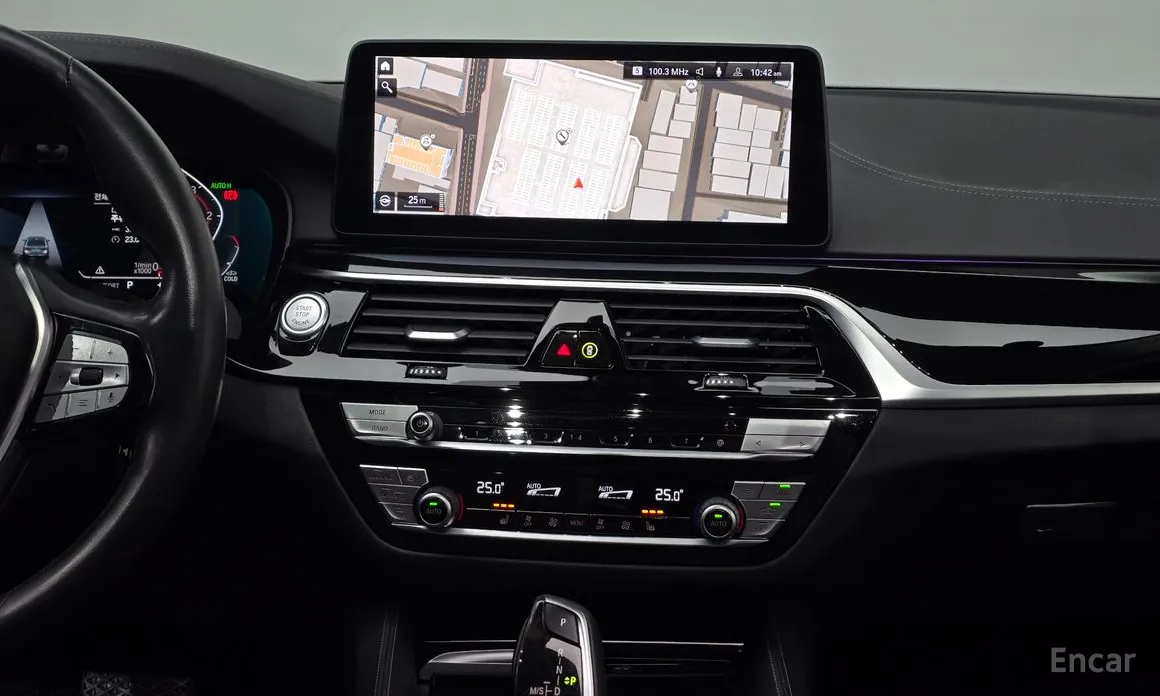 Фото 15 - BMW 5 Series