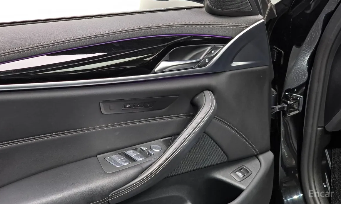 Фото 19 - BMW 5 Series