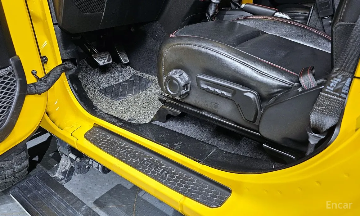 Фото 15 - Jeep Wrangler