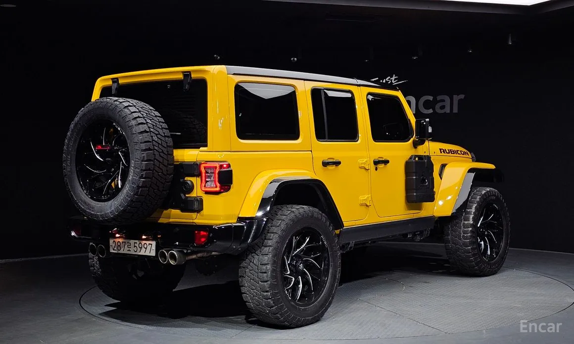 Фото 2 - Jeep Wrangler