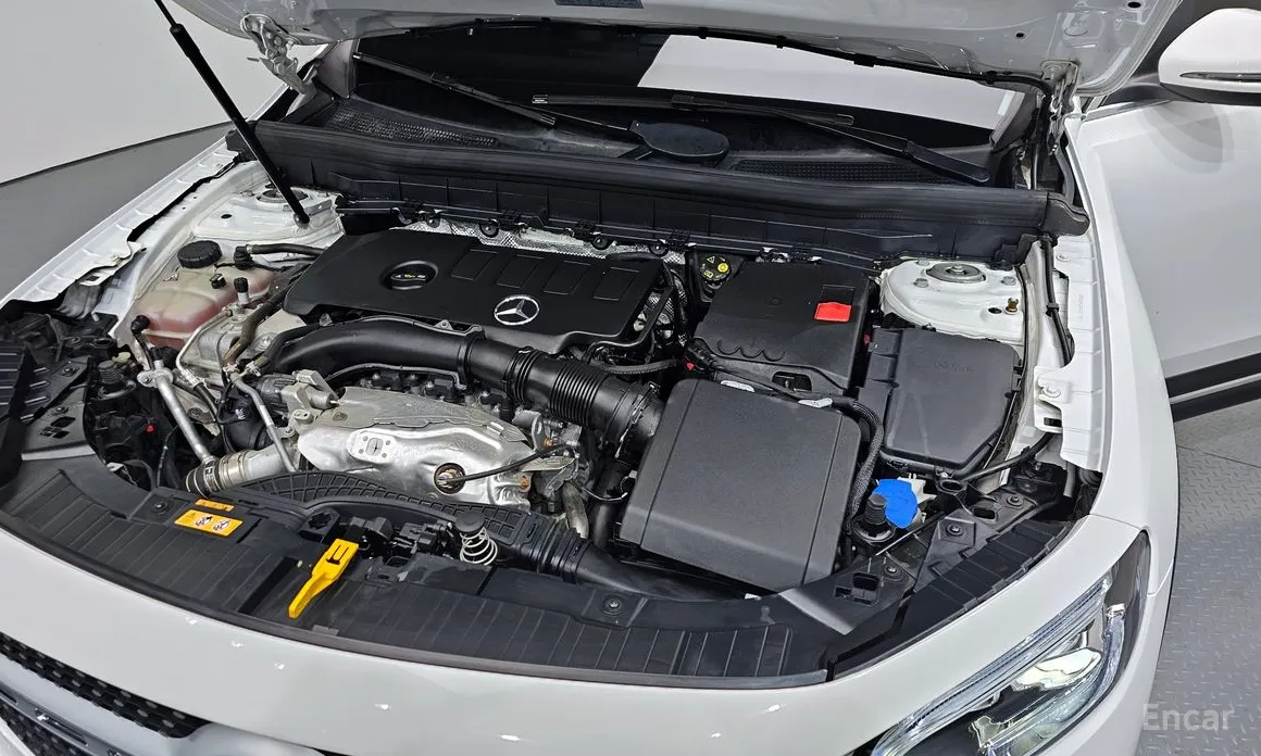 Фото 6 - Mercedes-Benz GLB-Class