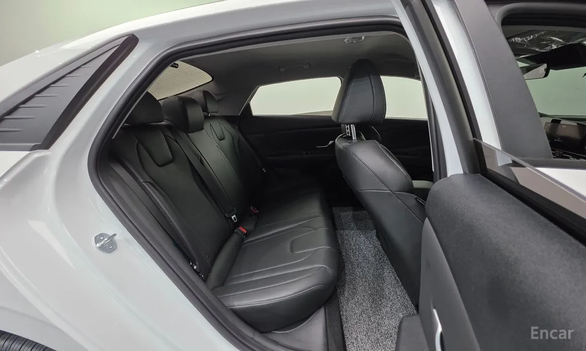 Фото 19 - Hyundai Avante